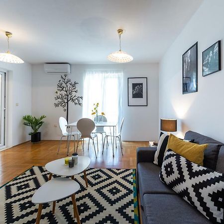 Mirjam'S Charming Apartment Дубровник Екстериор снимка