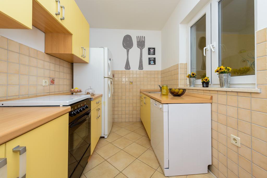 Mirjam'S Charming Apartment Дубровник Екстериор снимка